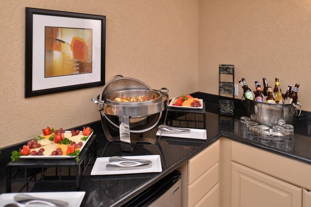 Holiday Inn Portland- I-5 S Wilsonville By Ihg Eksteriør bilde